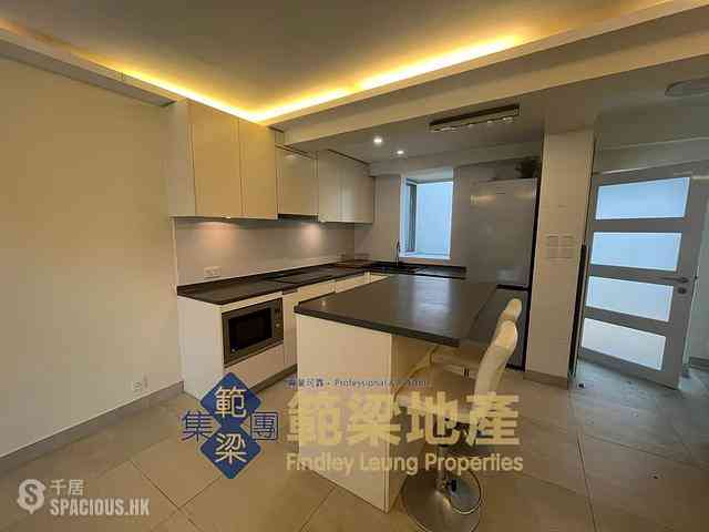 South Lantau - Silver Shore Villa 02