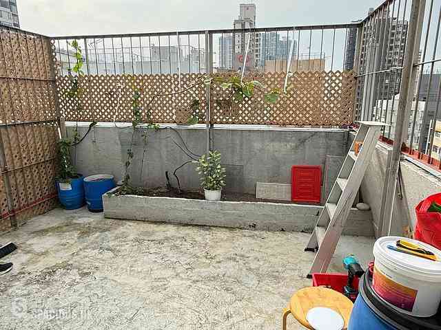 Sai Ying Pun - True Light Building 01