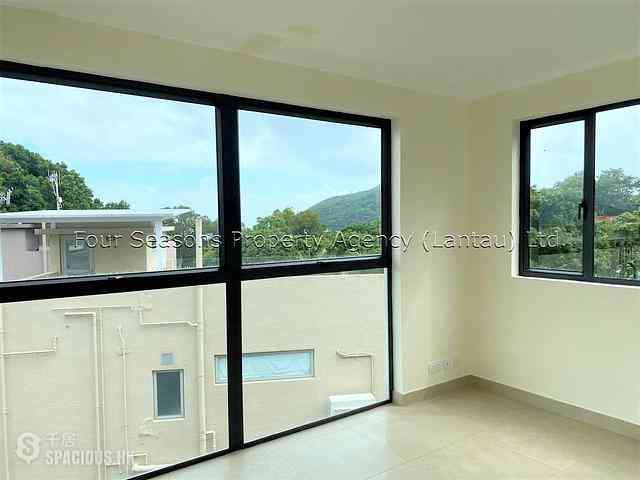 South Lantau - Tong Fuk 15