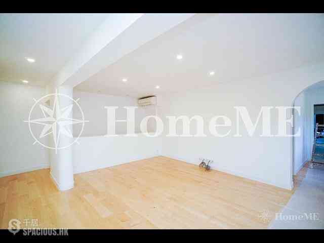 Mid Levels Central - Gladdon 03