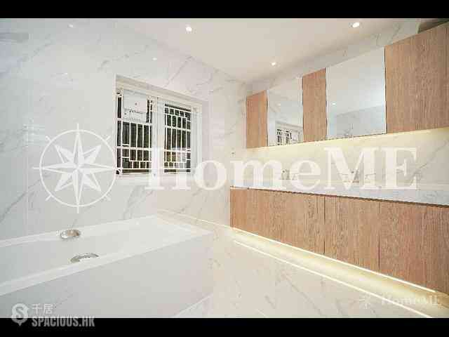 Mid Levels Central - Gladdon 06