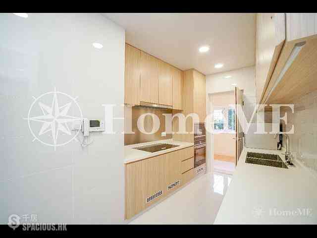 Mid Levels Central - Gladdon 12