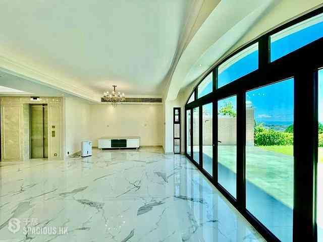 Stanley - Villa Rosa 01