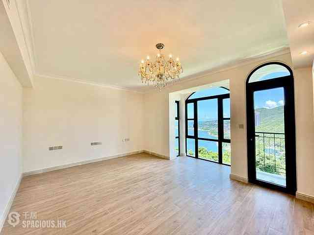 Stanley - Villa Rosa 02