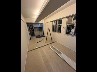 Kennedy Town - Hoi Tao Building Block B 03