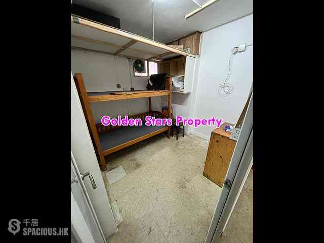Sheung Wan - 121, Bonham Strand 02