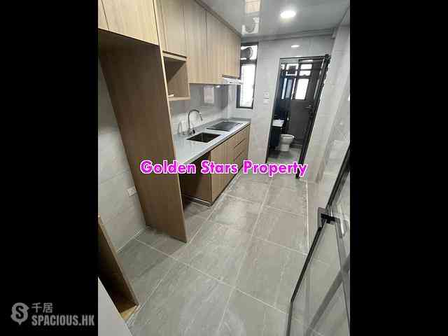 Sai Ying Pun - Tone Hing Building 09