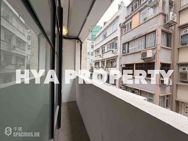 Central - 44, Gough Street 04