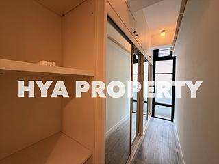 Central - 44, Gough Street 06