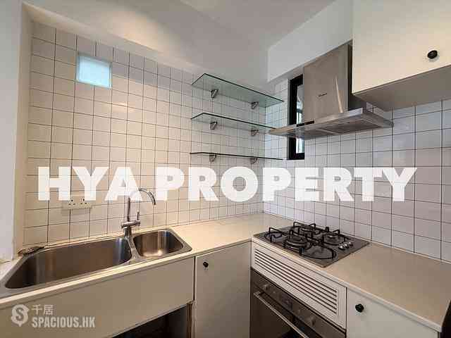 Central - 44, Gough Street 13