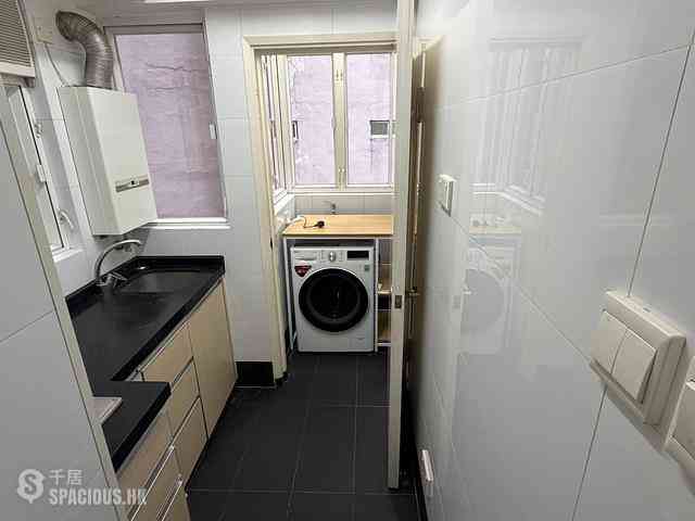 Causeway Bay - Hon Man Mansion 05