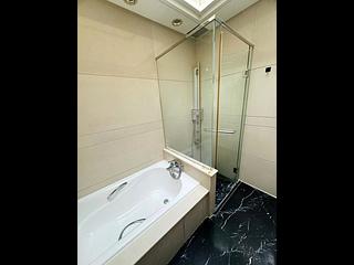 Tung Chung - Coastal Skyline Phase 2 Le Bleu 24