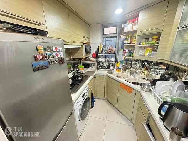 Tung Chung - Caribbean Coast Phase 4 Crystal Cove Tower 16 05