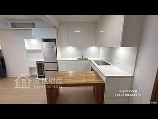 Sheung Wan - 62-64, Queen's Road West 09