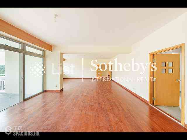 Jardines Lookout - 111, Mount Butler Road 03