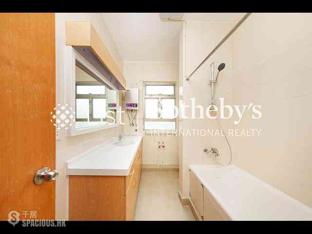 Jardines Lookout - 111, Mount Butler Road 06