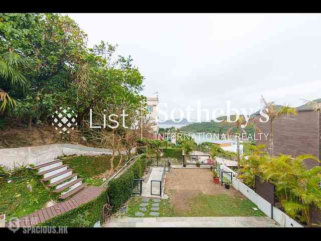 Clear Water Bay - Tai Hang Hau 05