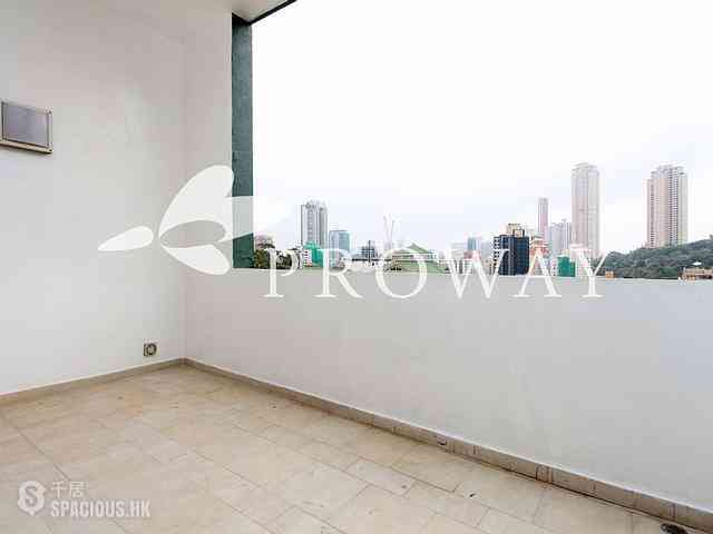Happy Valley - Sanitarian Apartments 01