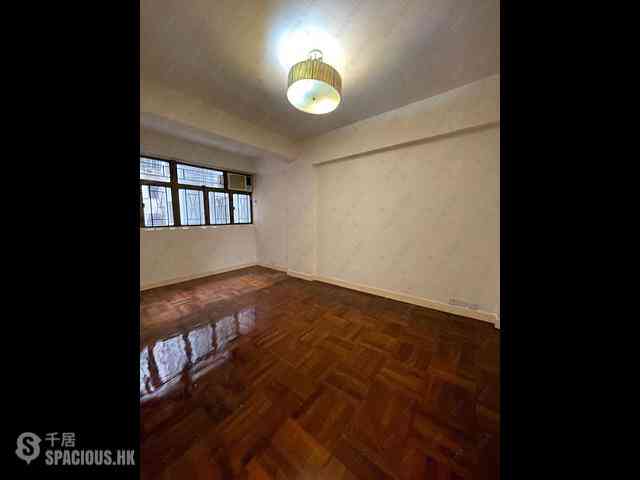 Sai Ying Pun - Hing Wah House 02