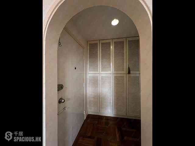 Sai Ying Pun - Hing Wah House 05