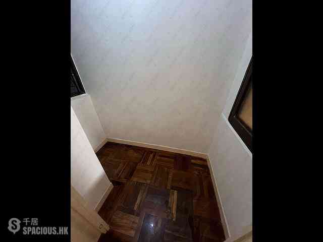 Sai Ying Pun - Hing Wah House 06