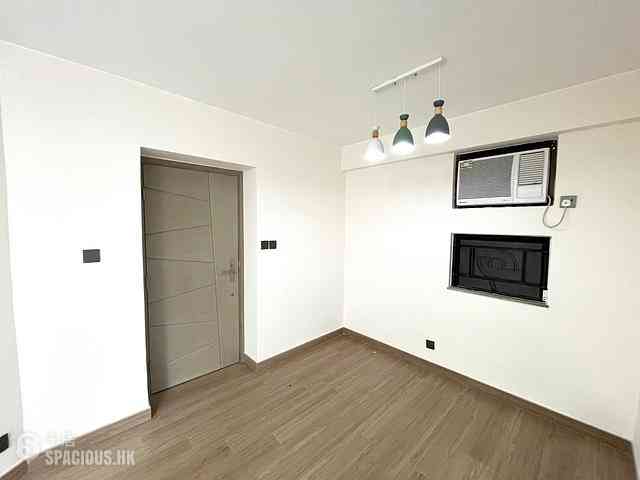 Quarry Bay - Kornhill Block Q 01