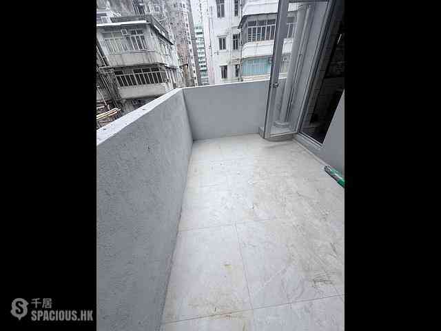 Prince Edward - Hung Luen Building 01