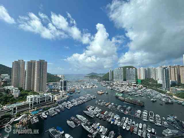 Wong Chuk Hang - Marinella Block 1 01