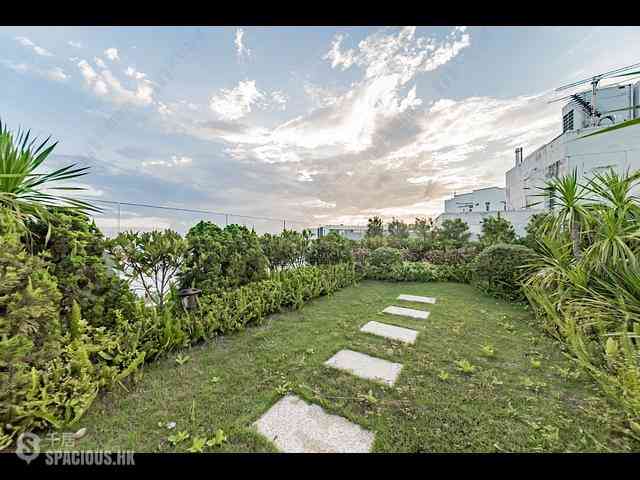 Chung Hom Kok - 44-50, Chung Hom Kok Road 02
