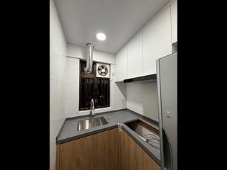 Wan Chai - King Sing House 07