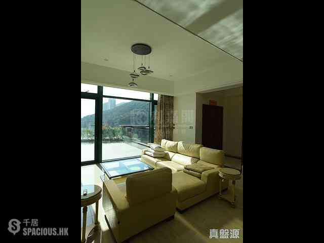 Stanley - Le Palais 01