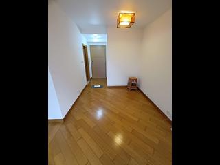 Tai Kok Tsui - Harbour Green Tower 3 02