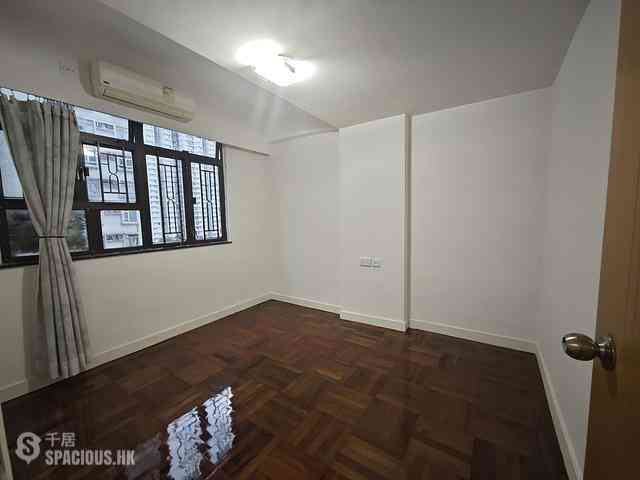 Fortress Hill - Wah Hoi Mansion Block B 07