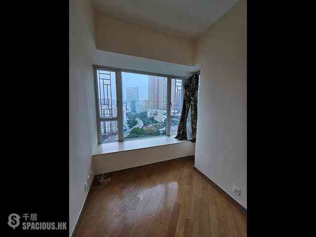 Tai Kok Tsui - Florient Rise 06