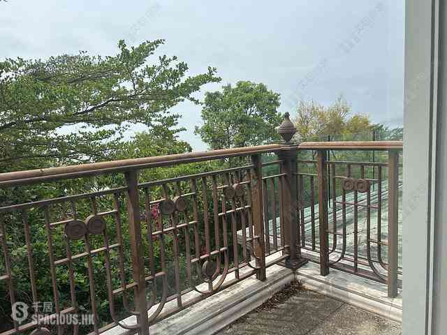South Lantau - Botanica Bay 09