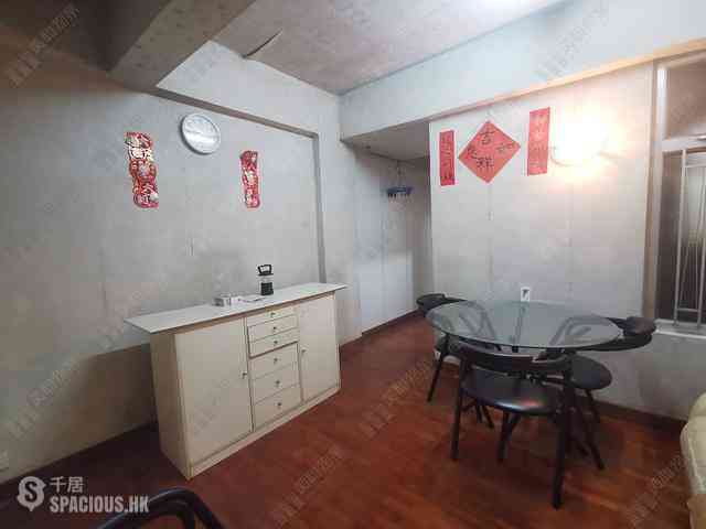 Wan Chai - Man Hee Mansion 01