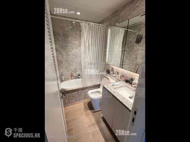 Gold Coast / So Kwun Wat - Oma Oma 06