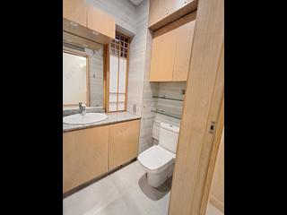 Mid Levels West - Skyline Mansion Block 2 06