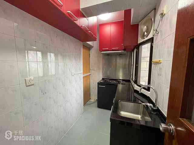 Sai Ying Pun - General Building 09