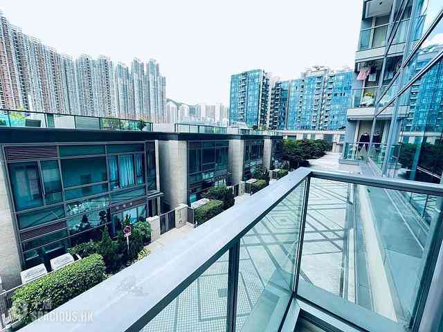 Tseung Kwan O - Capri Block 1 03