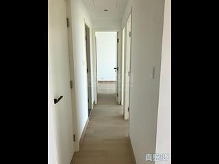 Tseung Kwan O - Savannah Block 3A 02