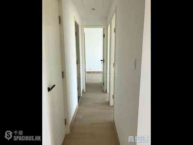 Tseung Kwan O - Savannah Block 3A 02