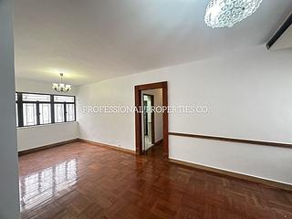Stubbs Road - Miramar Villa 03