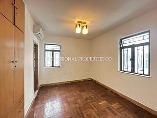 Stubbs Road - Miramar Villa 07