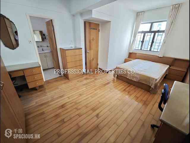 Stubbs Road - Miramar Villa 03
