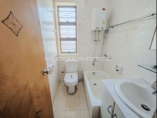 Stubbs Road - Miramar Villa 07