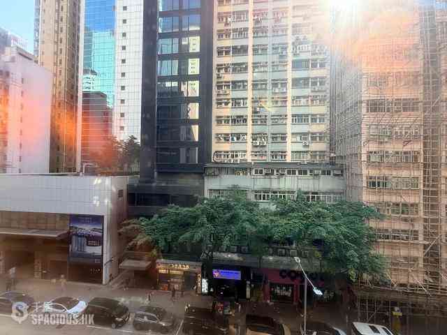 Wan Chai - Hing Bong Mansion 10
