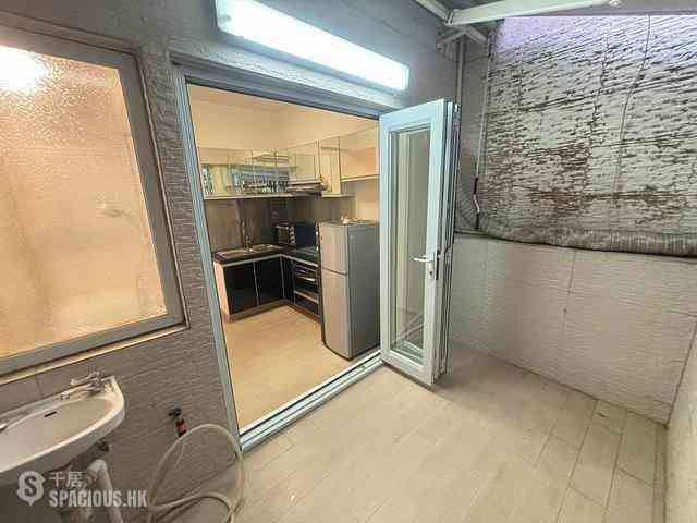 Happy Valley - 4, Shing Ping Street 01