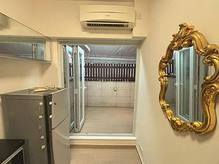 Happy Valley - 4, Shing Ping Street 12