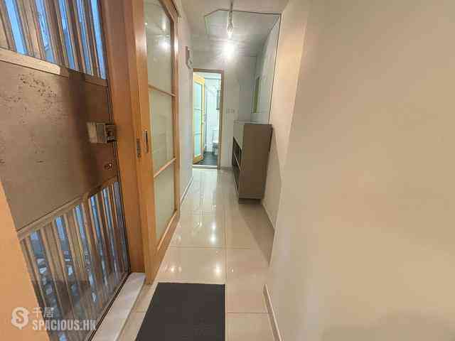 Happy Valley - 4, Shing Ping Street 13
